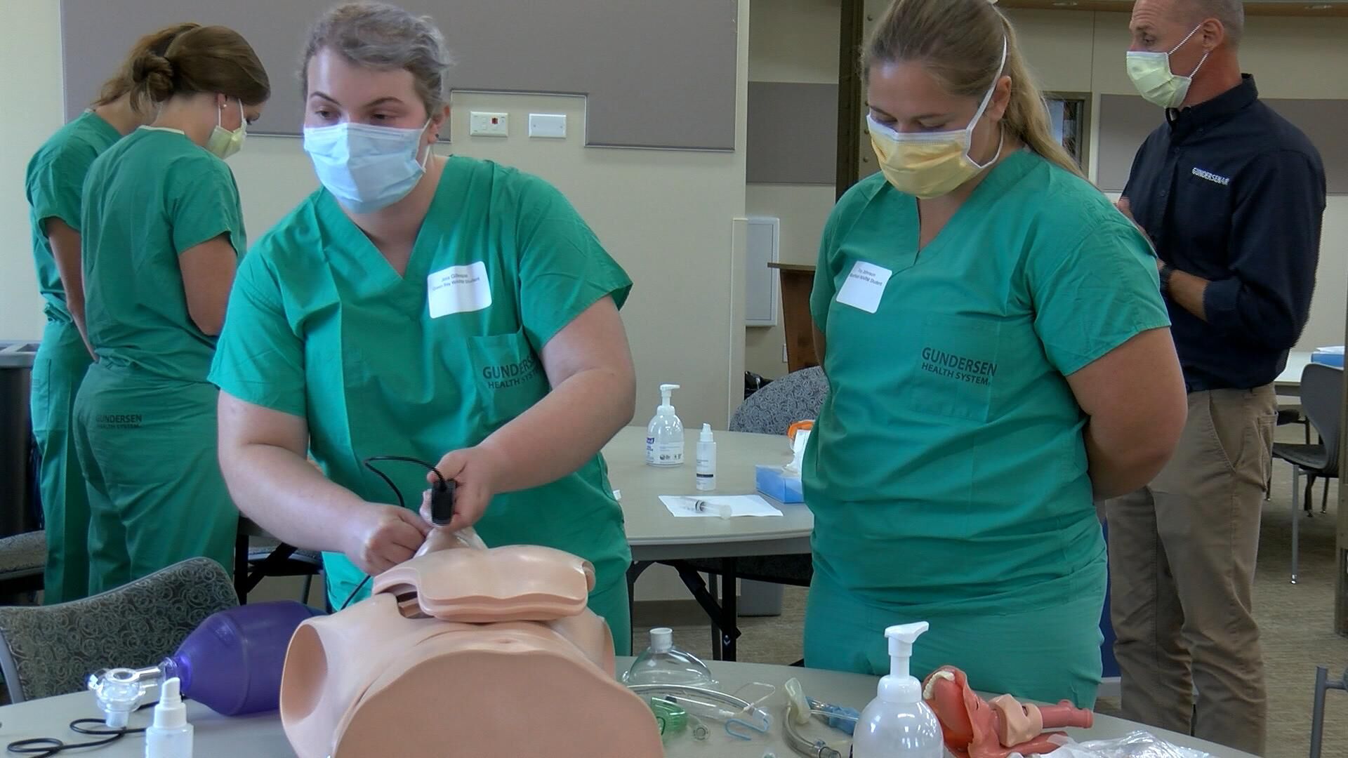 Breathing tube